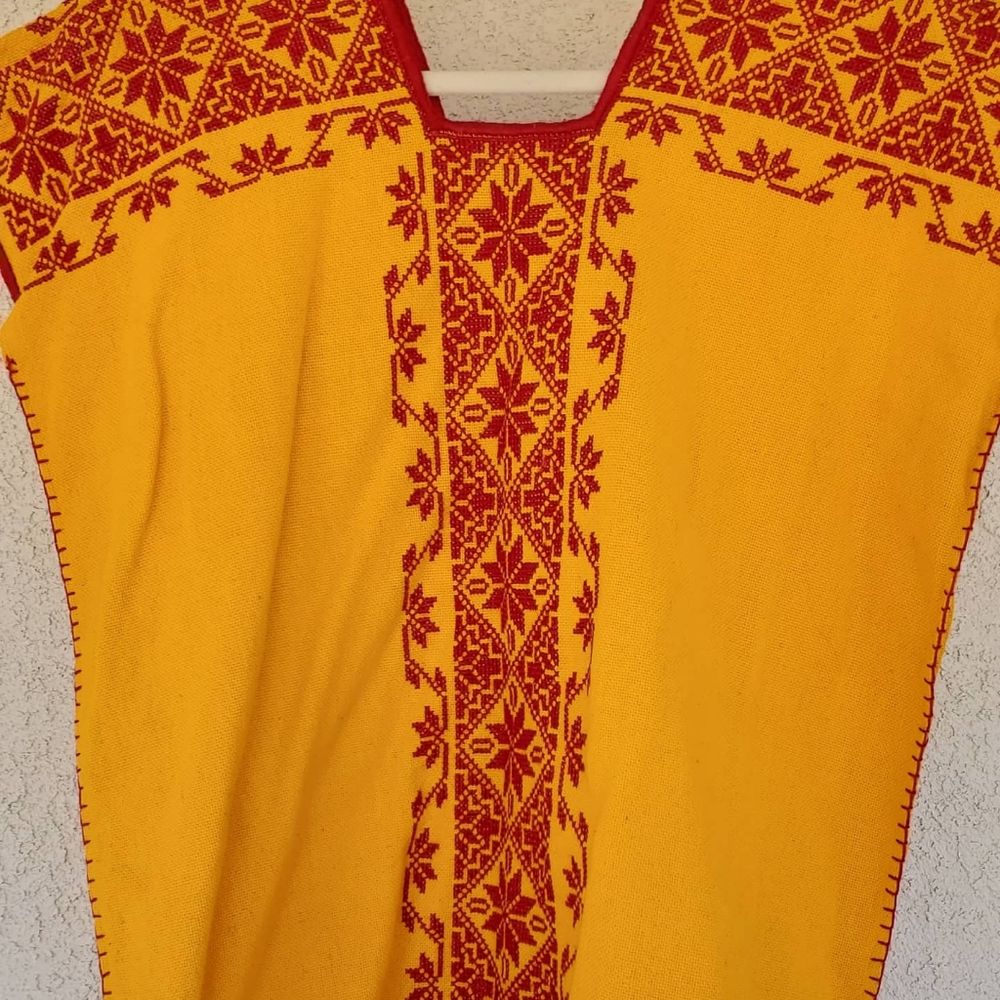 Womens Mexican Huipil